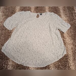 Torrid Tiny Scattered Black White Dot Puff Ruched Sleeve Top XXL 2